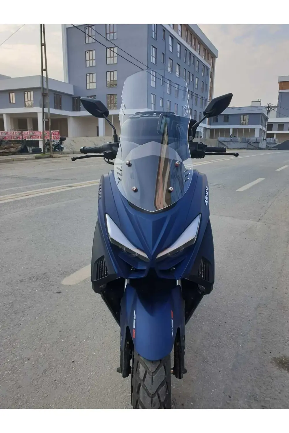 Arora Max T Ön Cam 2022 2024 Model 55cm Şeffaf Renkli 4mm KISA SP