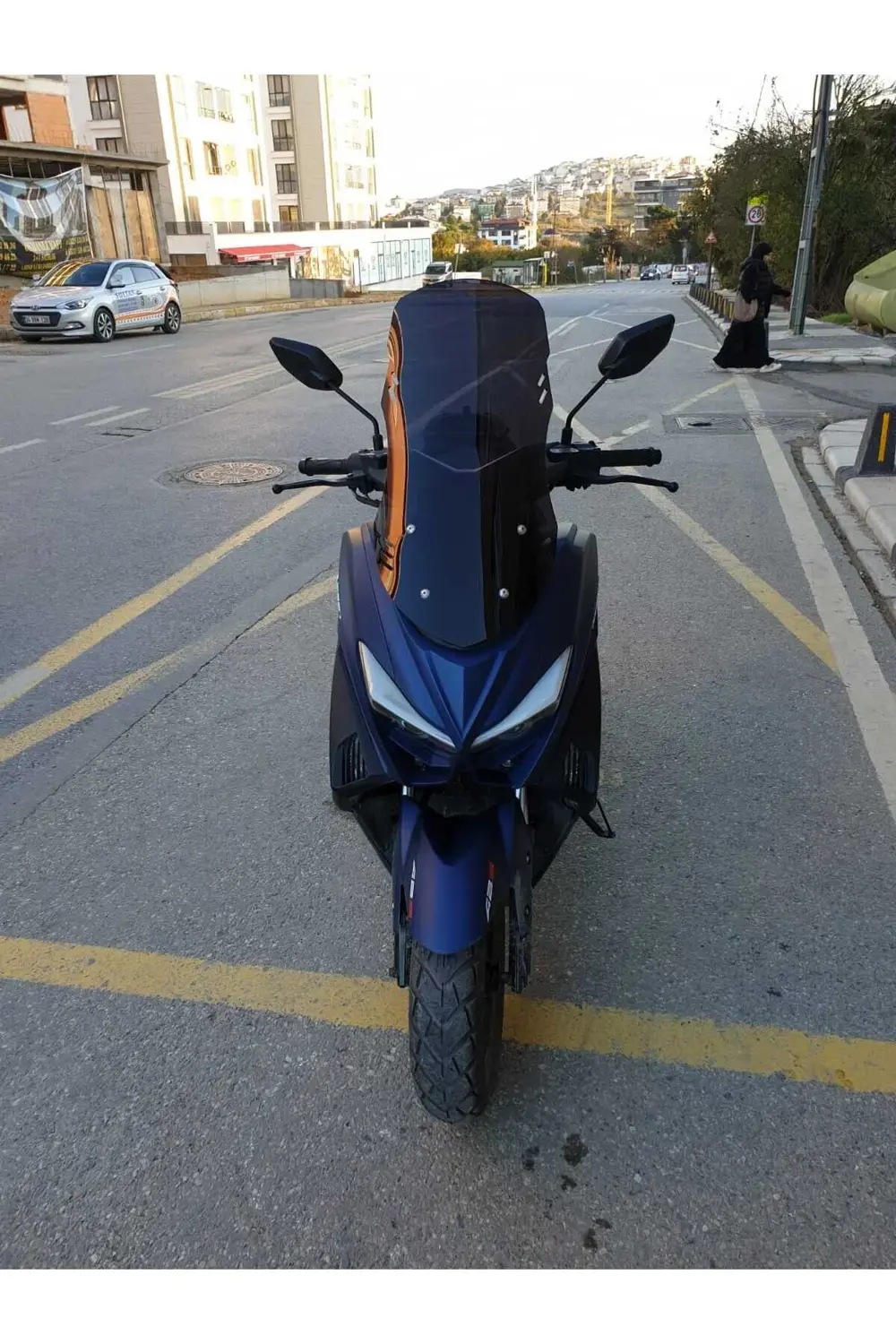 Arora Max T Ön Cam 2022 2024 Model 55cm Siyah Renkli 4mm KISA SPO