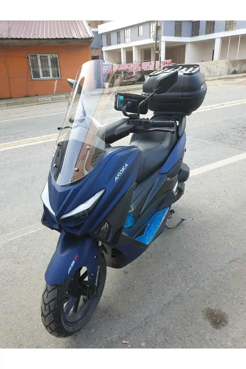 Arora Max T Ön Cam 2022 2024 Model 65cm Şeffaf Renkli 4mm ORTA BO