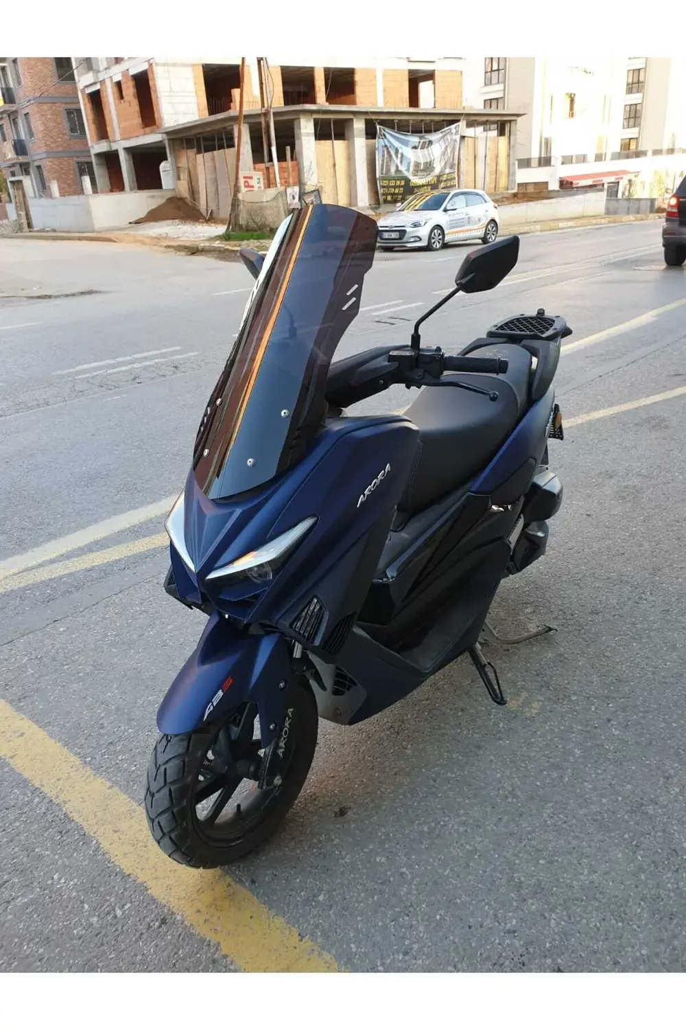 Arora Max T Ön Cam 2022 2024 Model 65cm Siyah Renkli 4mm ORTA BOY