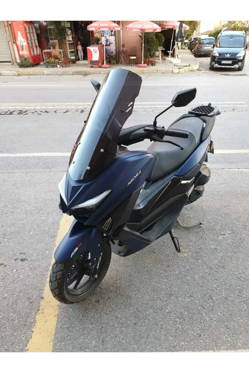 Arora Max T Ön Cam 2022 2024 Model 65cm Siyah Renkli 4mm ORTA BOY