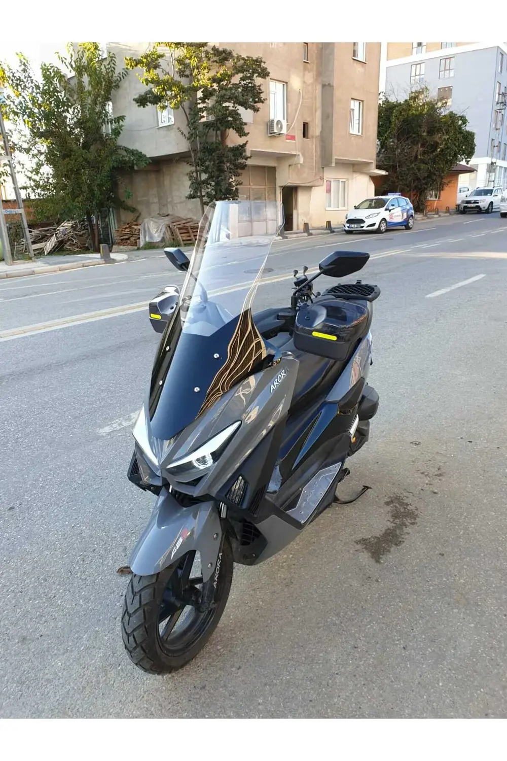 Arora Max T Ön Cam 2022 2024 Model 78cm Şeffaf Renkli 4mm UZUN CA