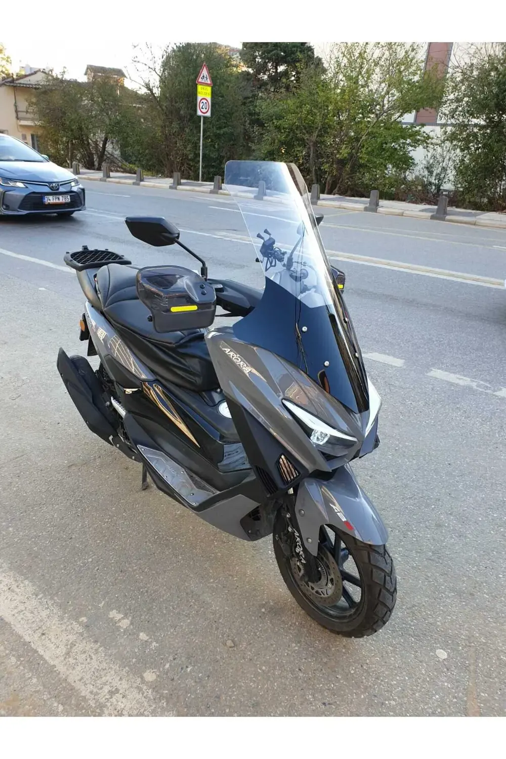 Arora Max T Ön Cam 2022 2024 Model 78cm Şeffaf Renkli 4mm UZUN CA