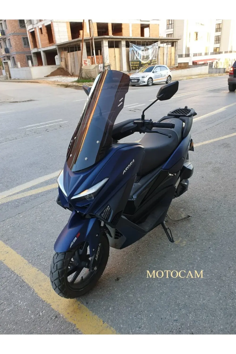 Arora Max T Ön Cam 2022-2025 Model 55cm Siyah Renkli 4mm KISA