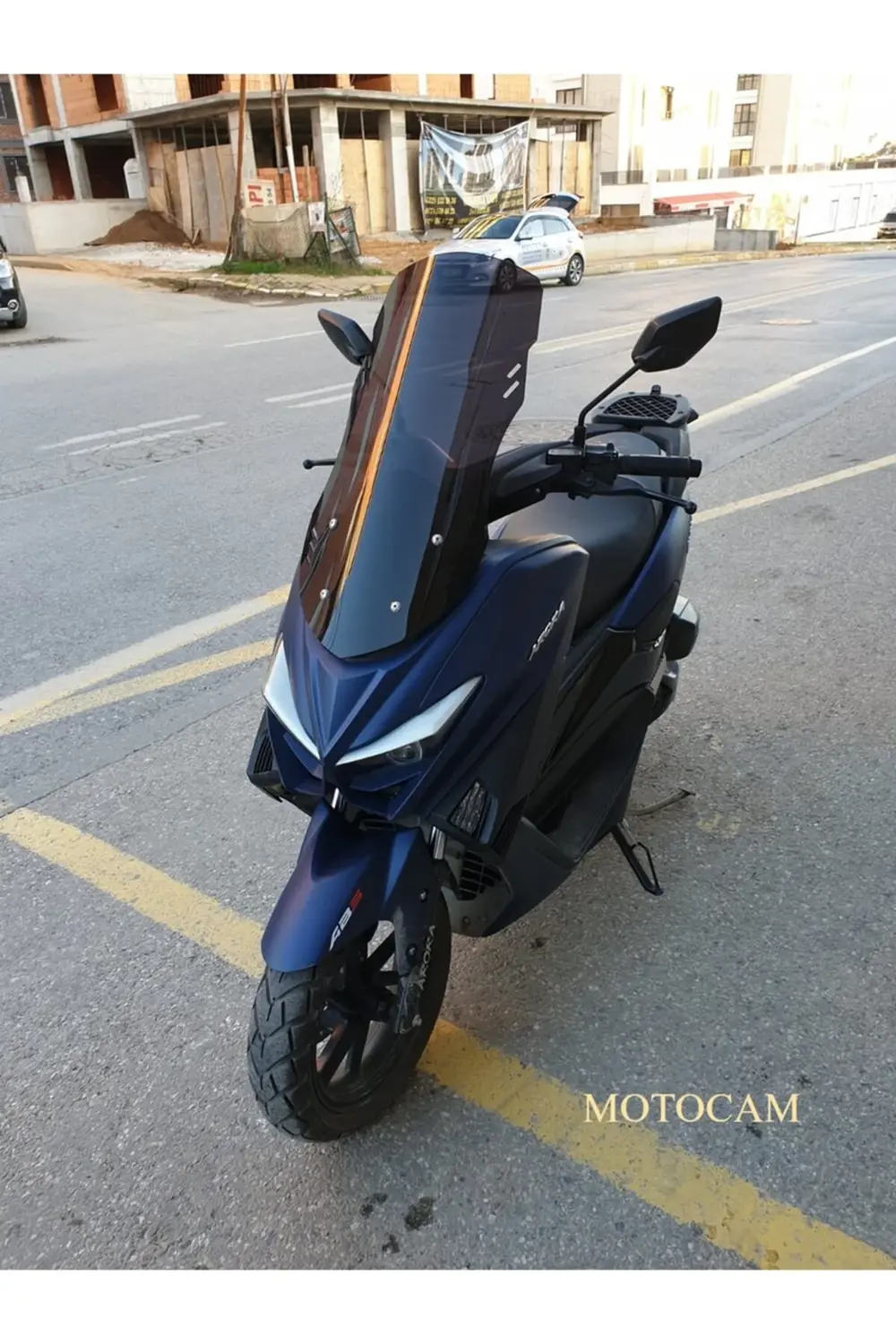 Arora Max T Ön Cam 2022-2025 Model 55cm Siyah Renkli 4mm KISA