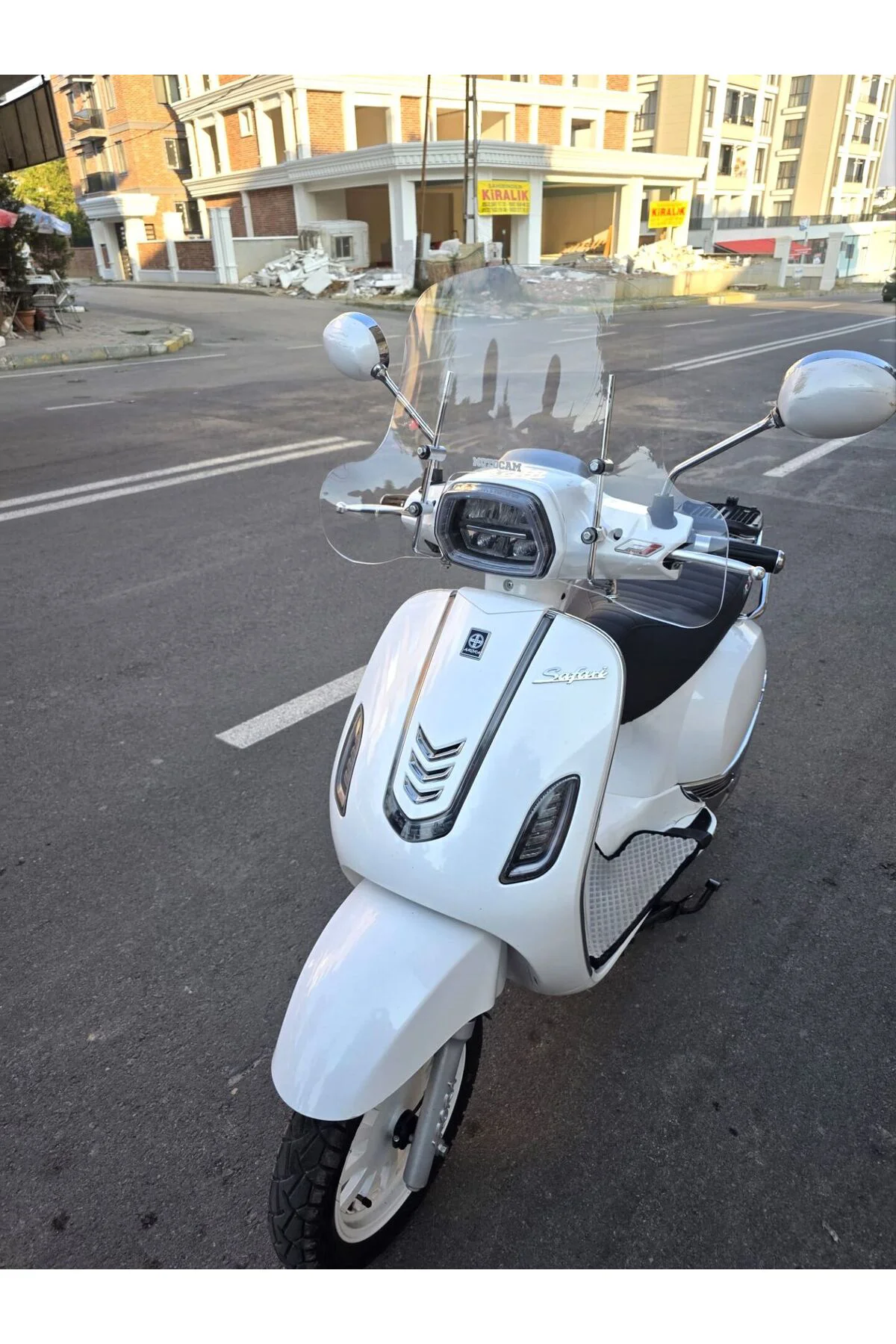 Arora Safari 50 Ön Cam 2021-2026 Model 37cm Şeffaf Renkli 4mm Elcikli APARATSIZ