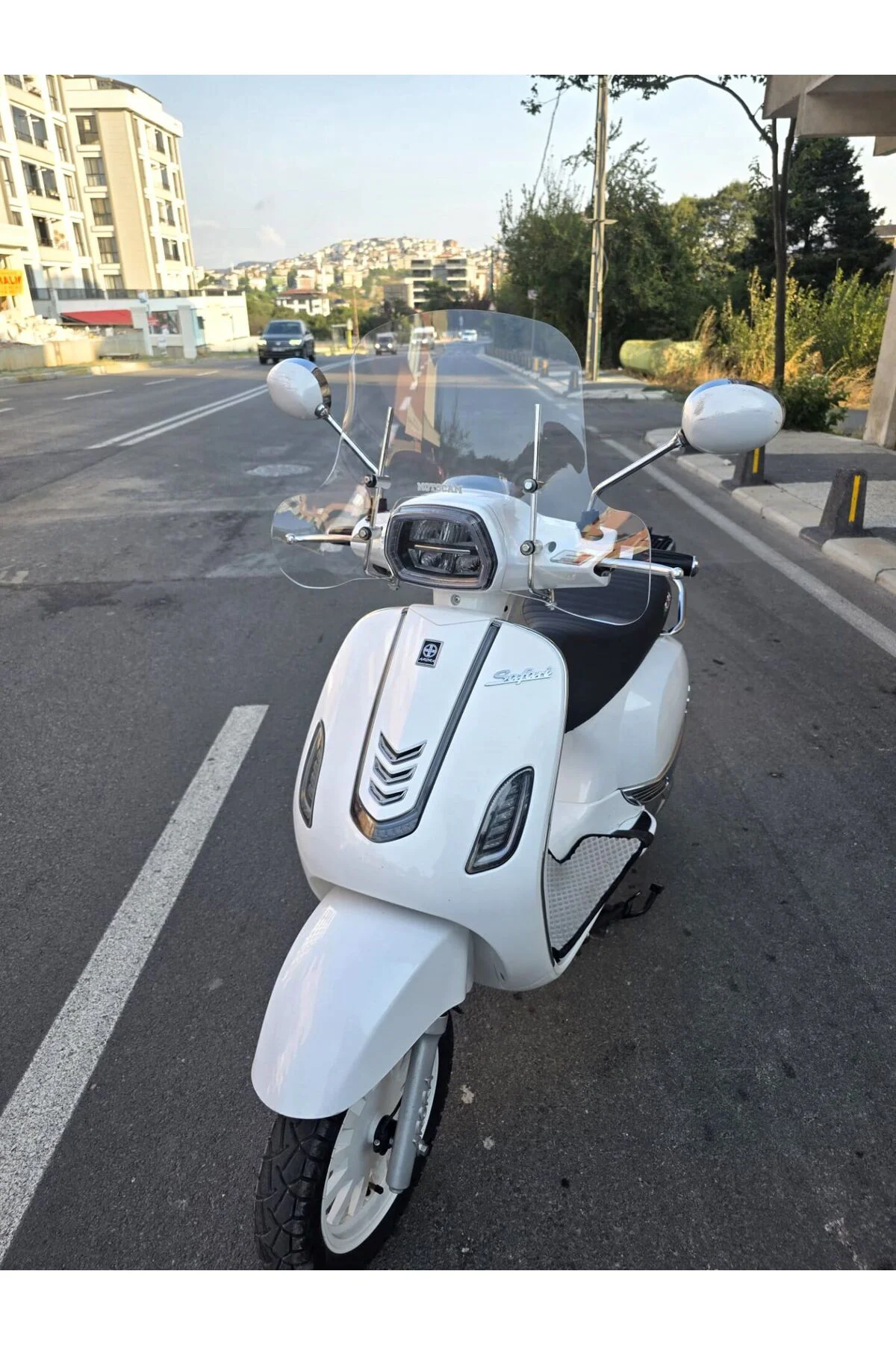 Arora Safari 50 Ön Cam 2021-2026 Model 37cm Şeffaf Renkli 4mm Elcikli APARATSIZ