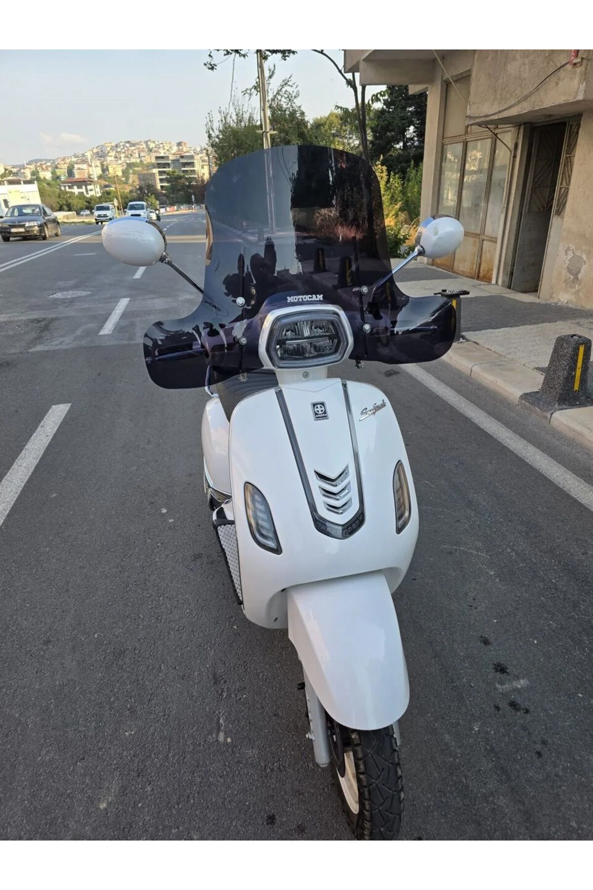 Arora Safari 50 Ön Cam 2021-2026 Model 37cm Siyah Renkli 4mm Elcikli APARATSIZ