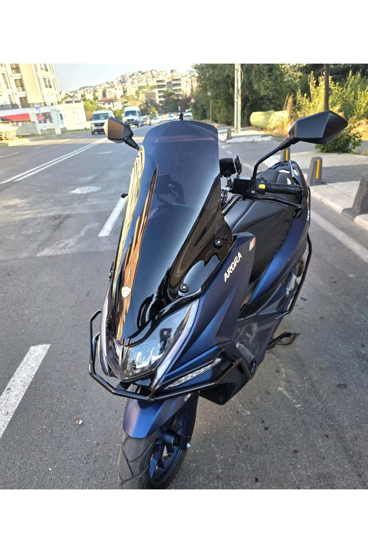 Arora Safari PRO Ön Cam 2023-2026 Model 70cm Siyah Renkli 4mm ORİ
