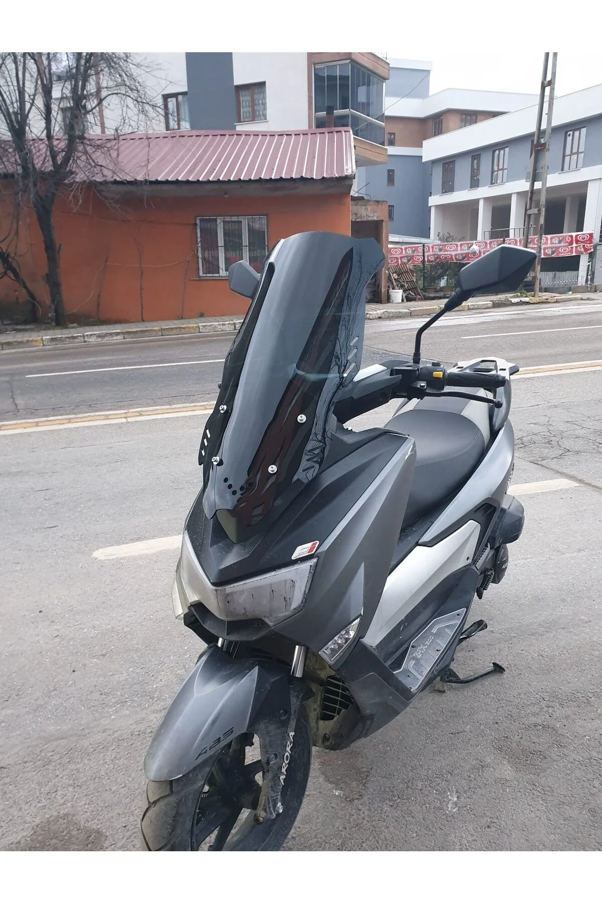 Arora ZRX 200 Ön Cam 2022 Model 65cm Siyah Renkli 4mm ORTA BOYLU