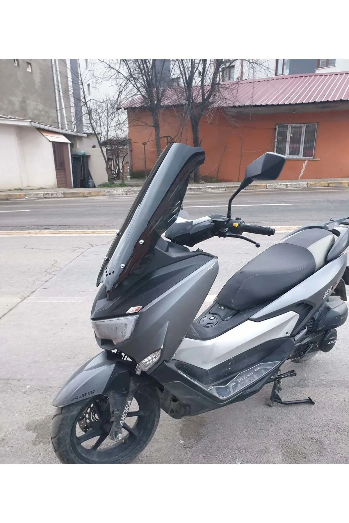 Arora ZRX 200 Ön Cam 2022 Model 65cm Siyah Renkli 4mm ORTA BOYLU