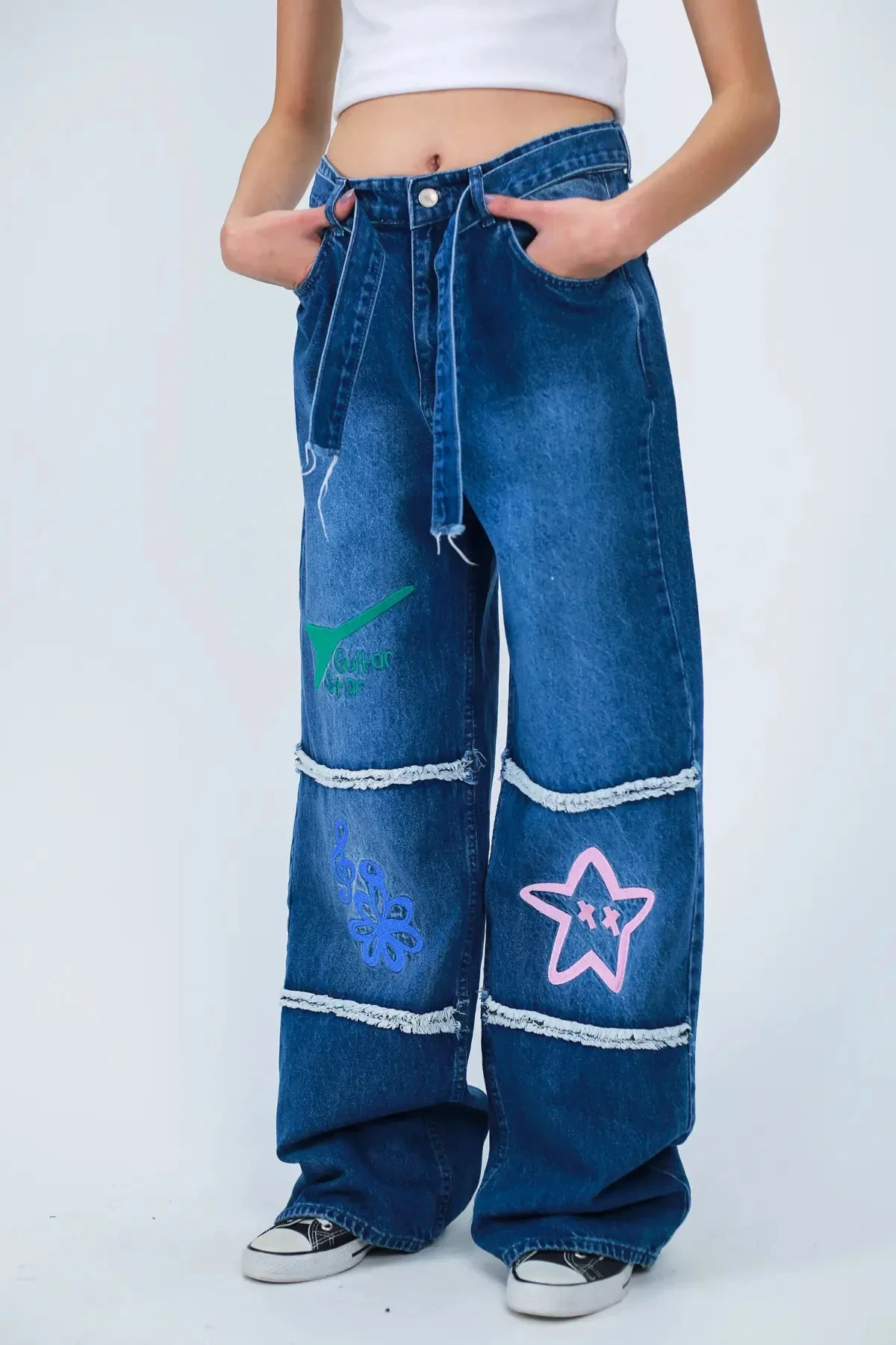 Artistic Vibes Nakışlı Mavi Baggy Jean Artistic Vibes Nakışlı Mavi Baggy Jean