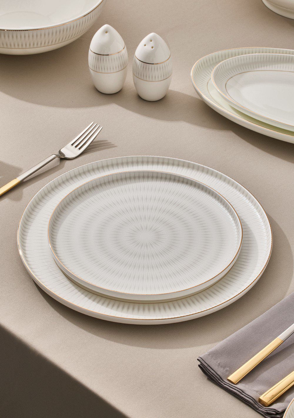 Aryildiz  Serenity 60 Parça Porselen Yemek Takimi Ar259764