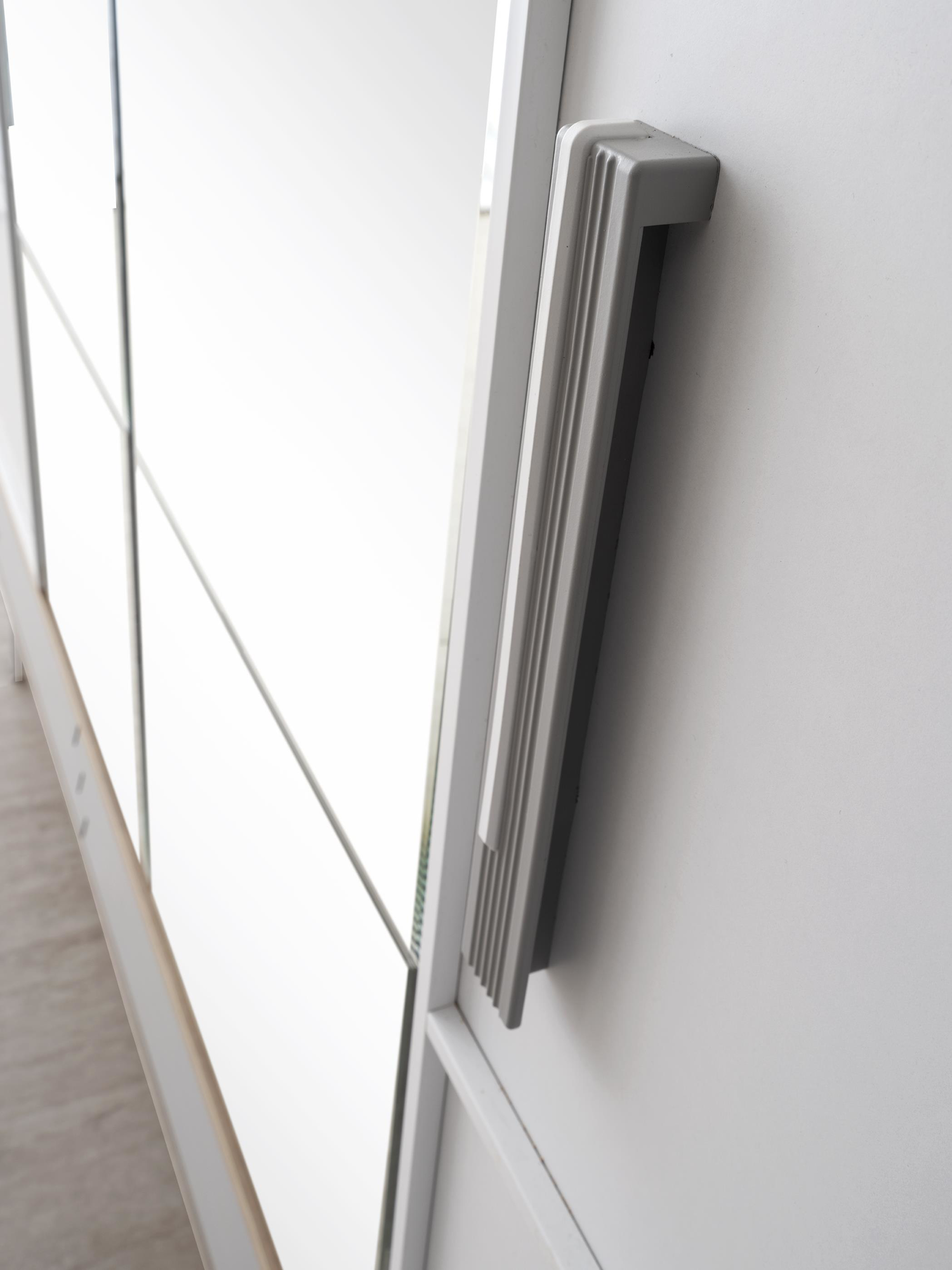 Erezogullari Mobilya Asil 4 Kapakli Aynali Elbise Dolabi Gardrop 180X51x200cm