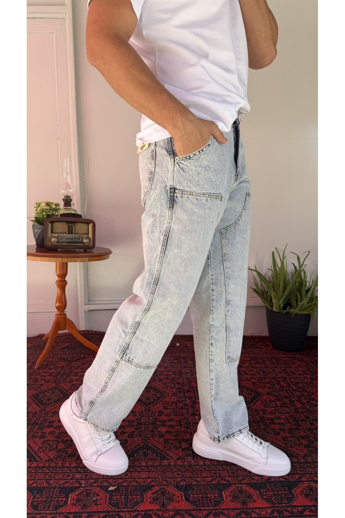 Asimetrik Dikiş Detaylı Baggy Jean