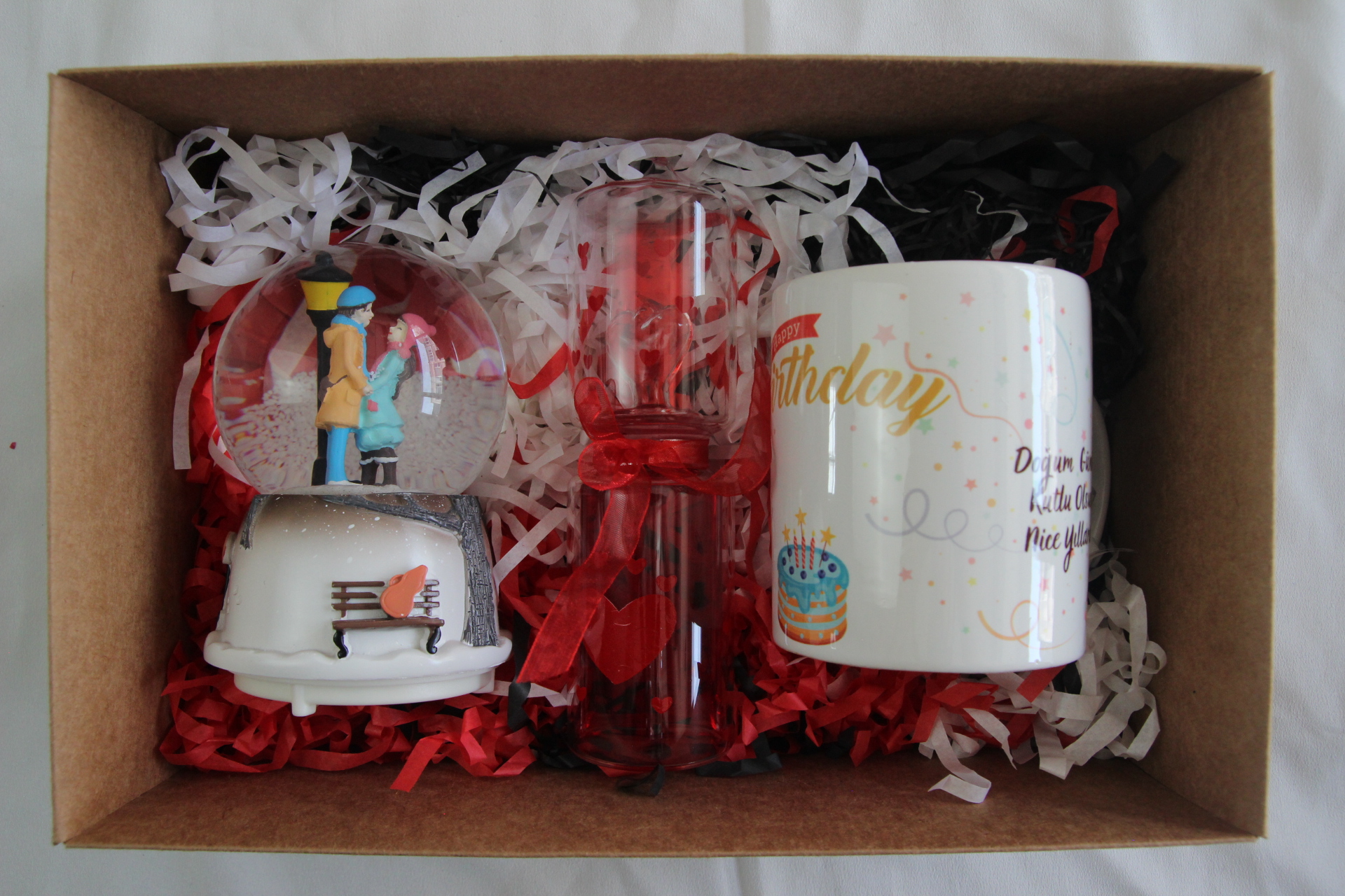 Home Aşk Ölçer Doğum Günü Kupa Bardak Sevgili Aşıklar Temalı Kar Küresi Hediye Kutusu