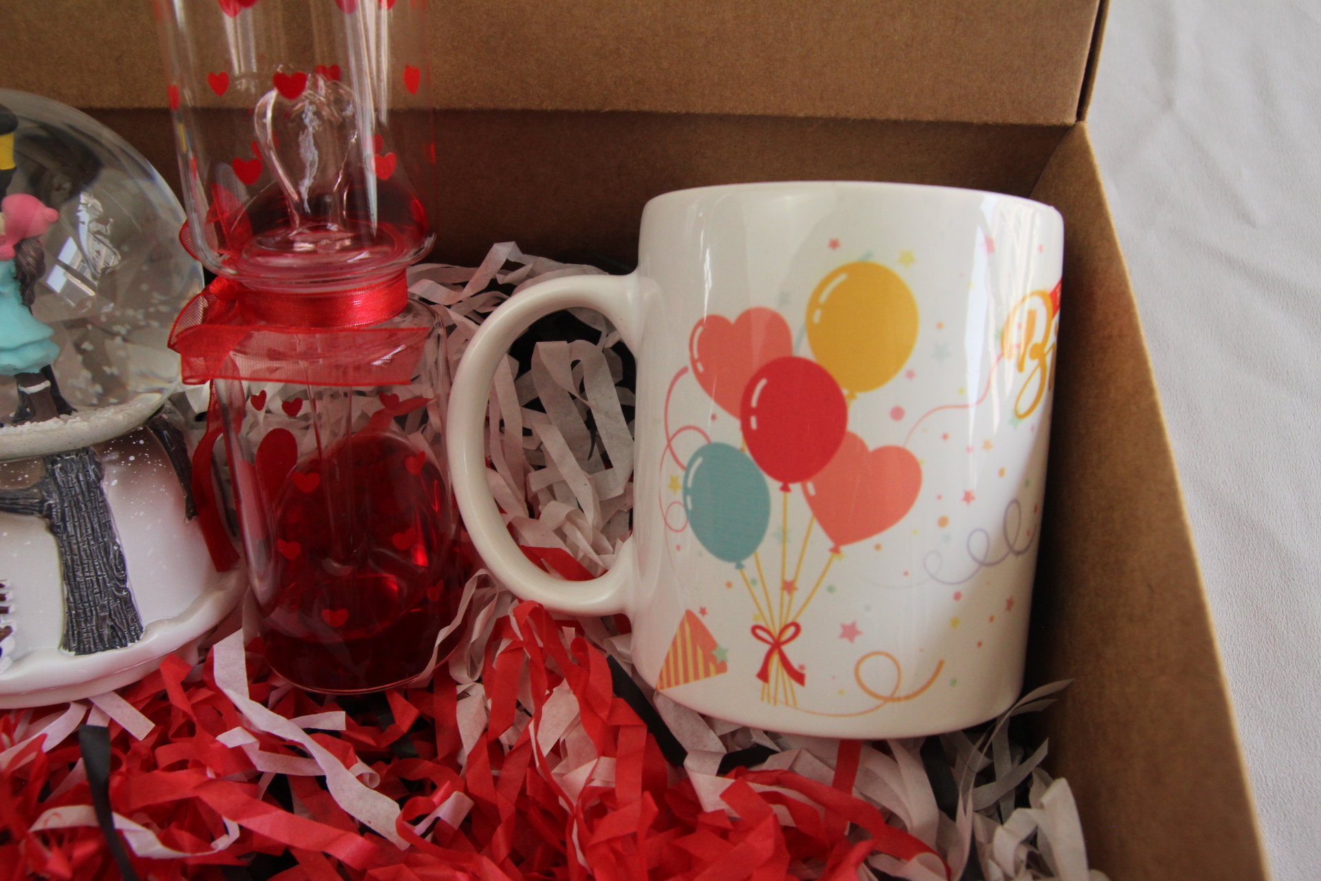 Home Aşk Ölçer Doğum Günü Kupa Bardak Sevgili Aşıklar Temalı Kar Küresi Hediye Kutusu