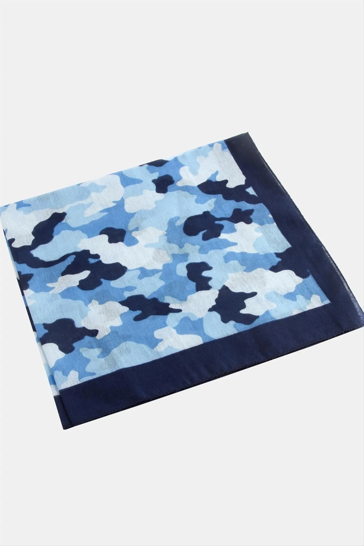 Asker Desenli Bandana 50*50 Fiyatı, Yorumları ve Özellikleri