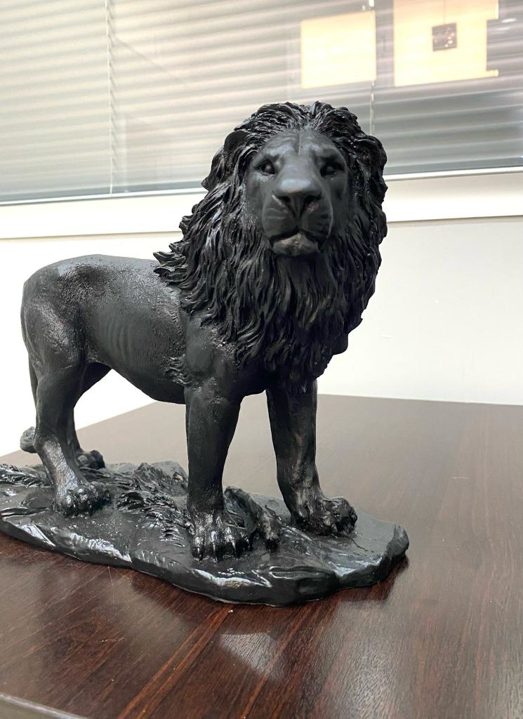 Aslan Biblo Heykel