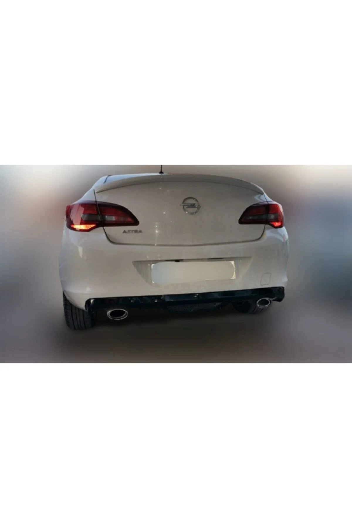 Astra J Sedan Astarlı Spoiler