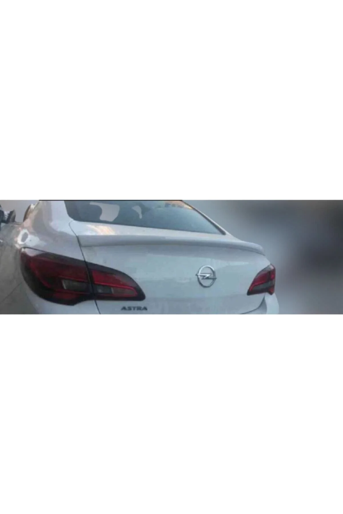 Astra J Sedan Astarlı Spoiler
