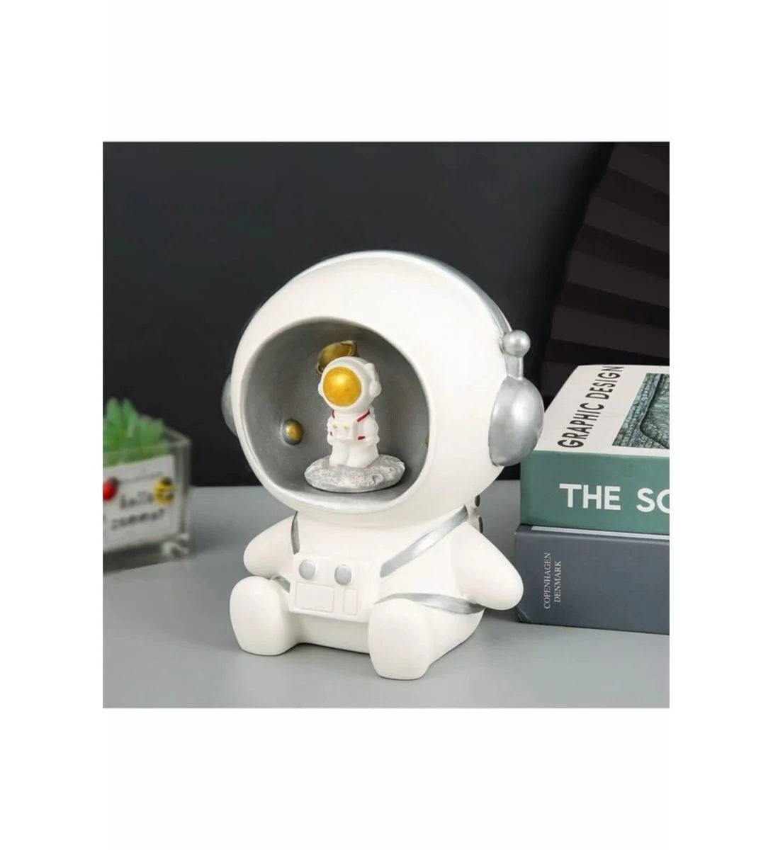 Astrolog LED Masa Lambası – Polyester Astroloji Temalı Dekoratif Gece Lambası 18x13 cm Astrolog LED Masa Lambası – Polyester Astroloji Temalı Dekoratif Gece Lambası 18x13 cm