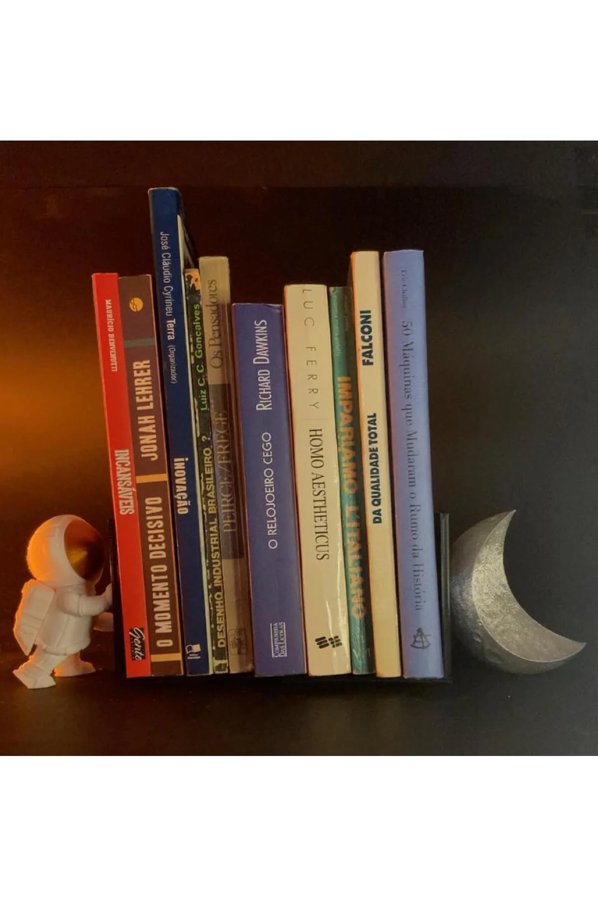 Astronot Kitap Tutucu