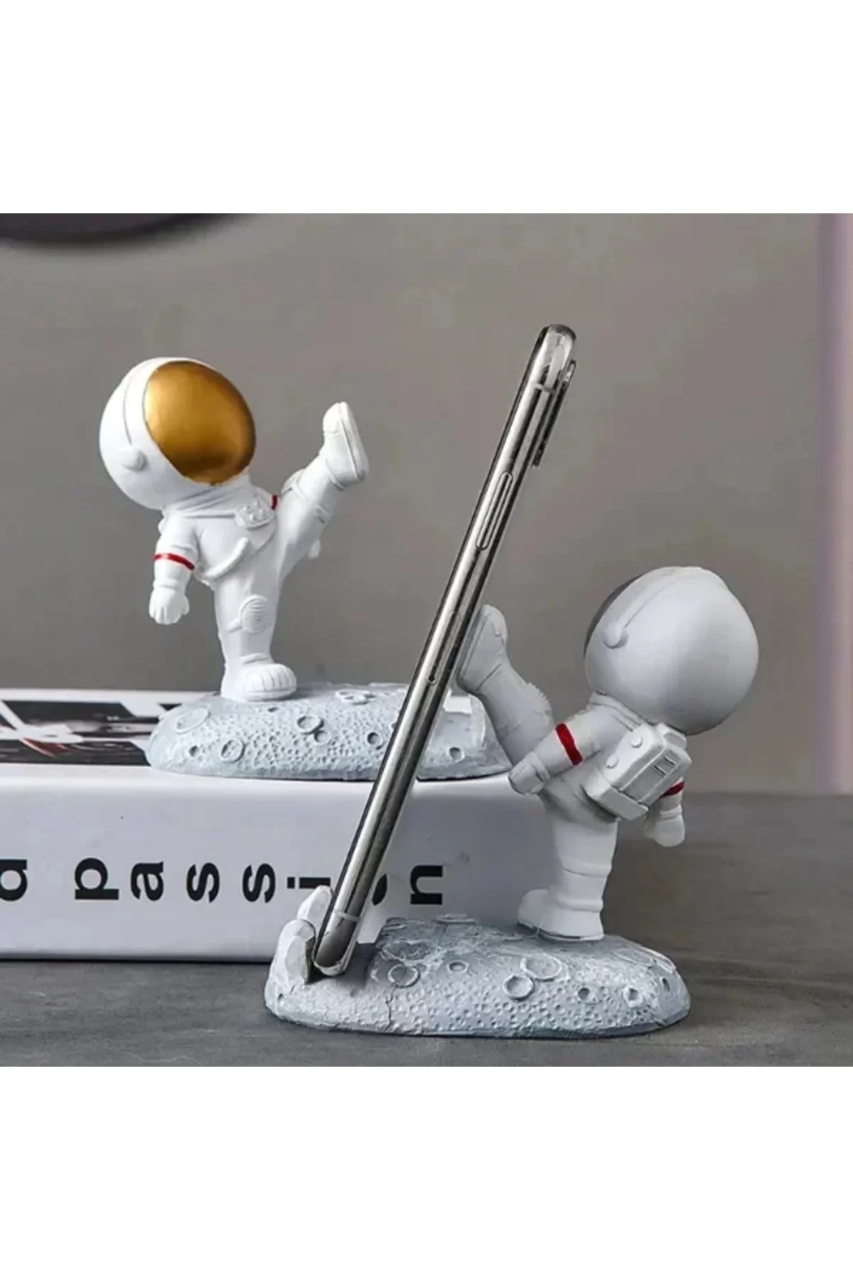 Astronot Telefon Tutucu