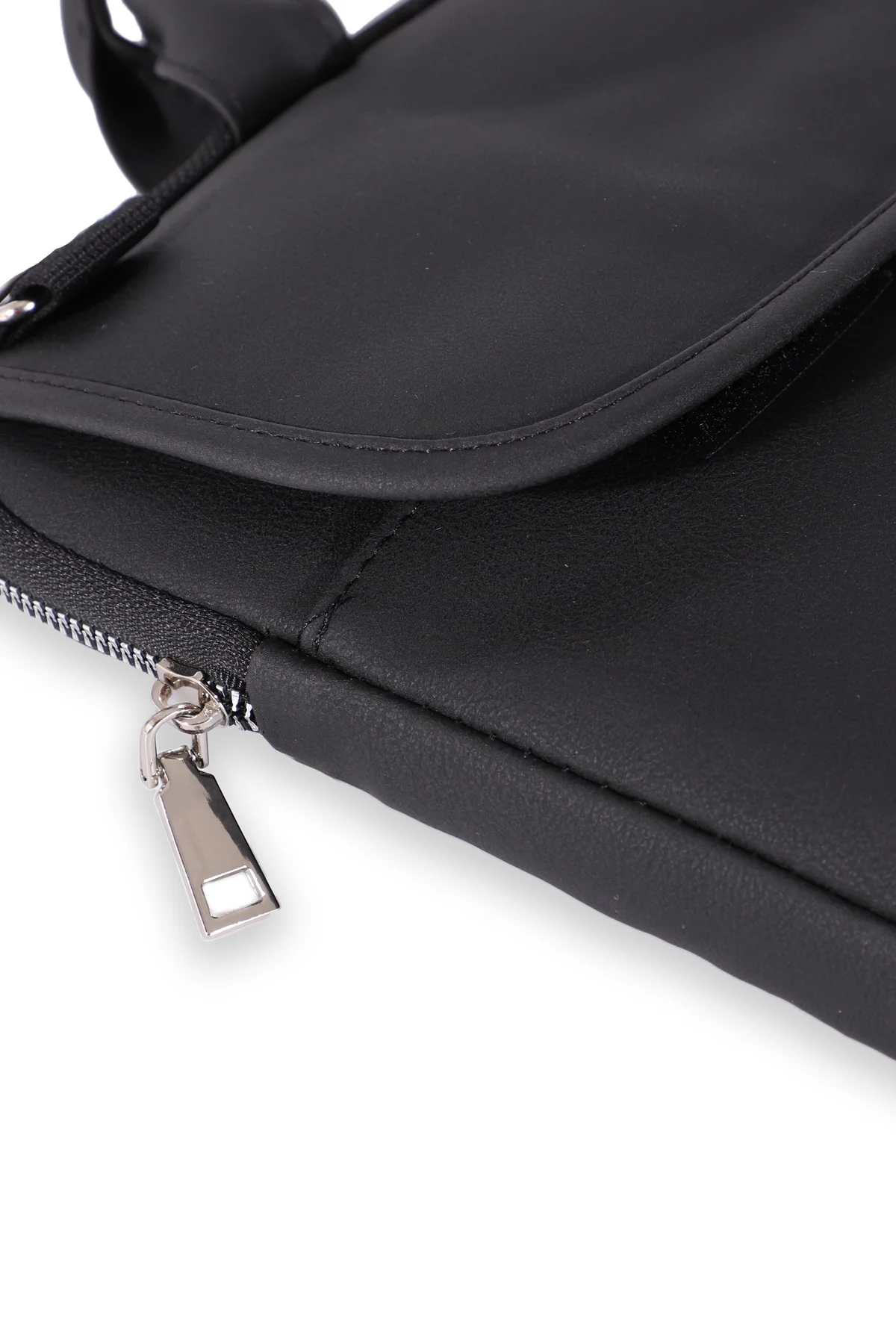 Asus Expertbook P5 (P5405) 14" NoirFlex Laptop ve Evrak Çantası