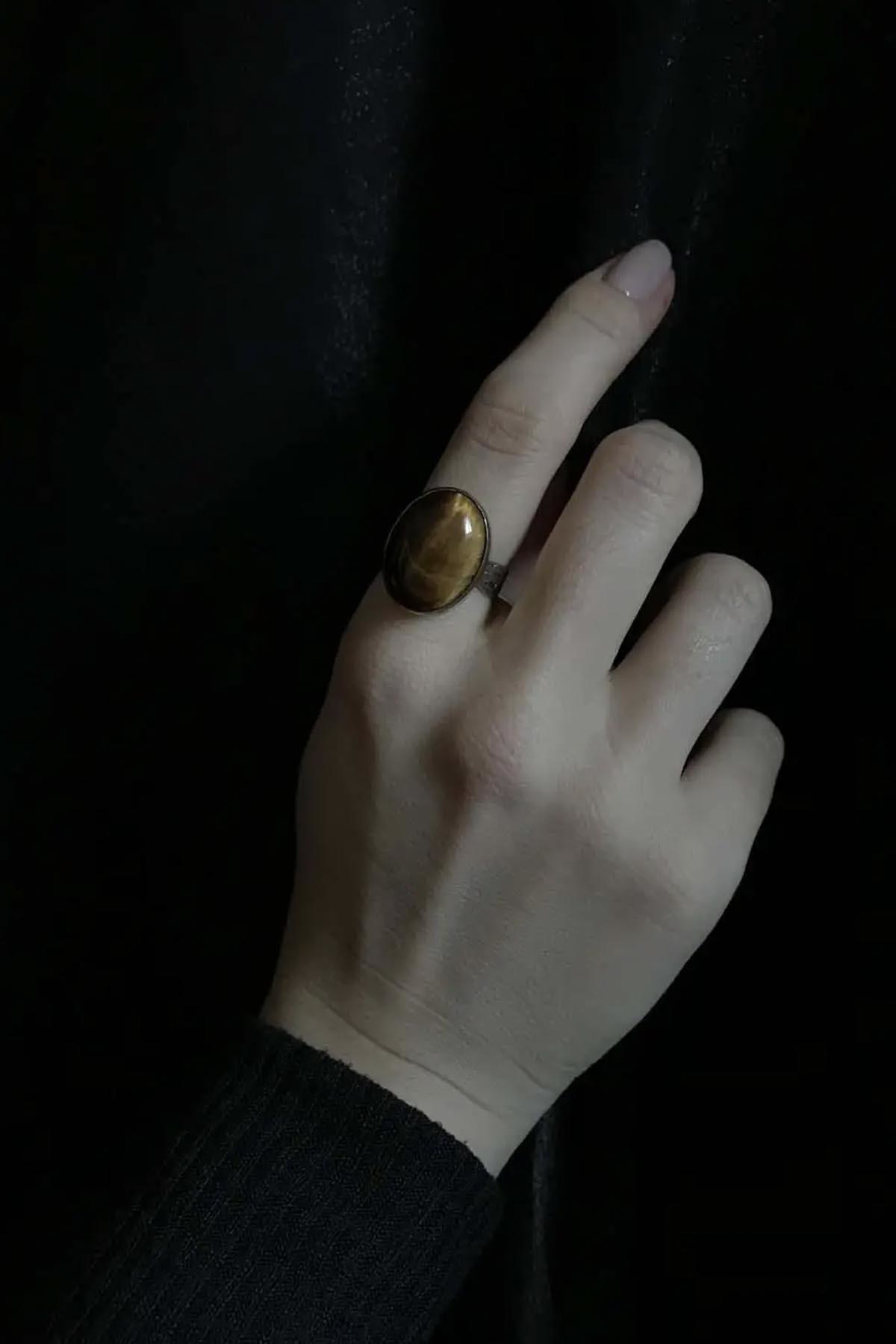 Asya Serisi Doğal Taşlı Kaplan Gözü El İşi Otantik Gümüş Kadın Yü