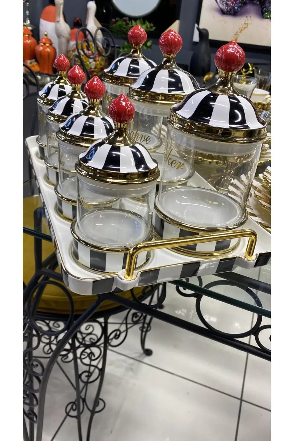 At Figürlü Yuvarlak Ahşap Dekoratif Tepsi 36 cm