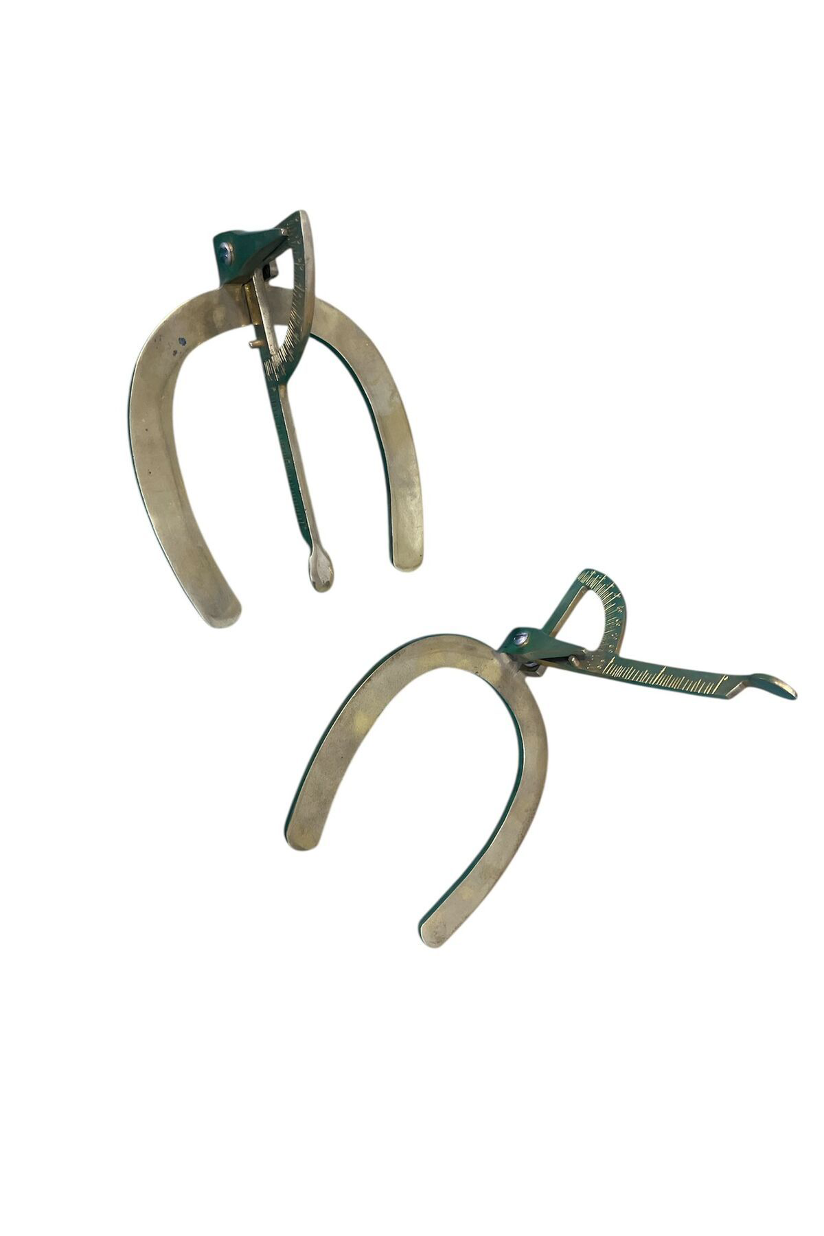 Ekvet At Tırnak Açı Ölçer