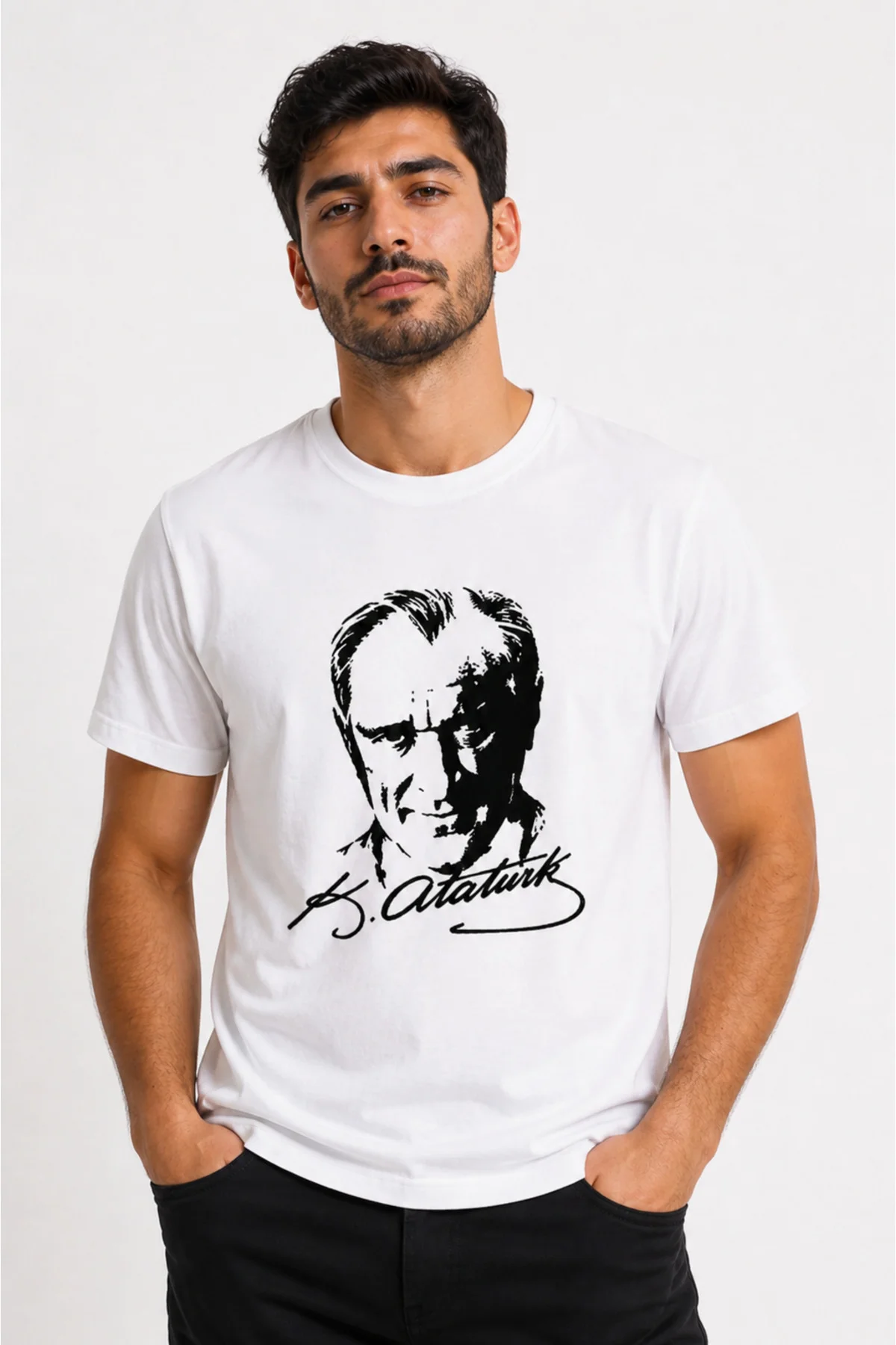 Atatürk Baskılı Beyaz Tişört Kadın Unisex %100 Pamuk Rahat Kalıp 