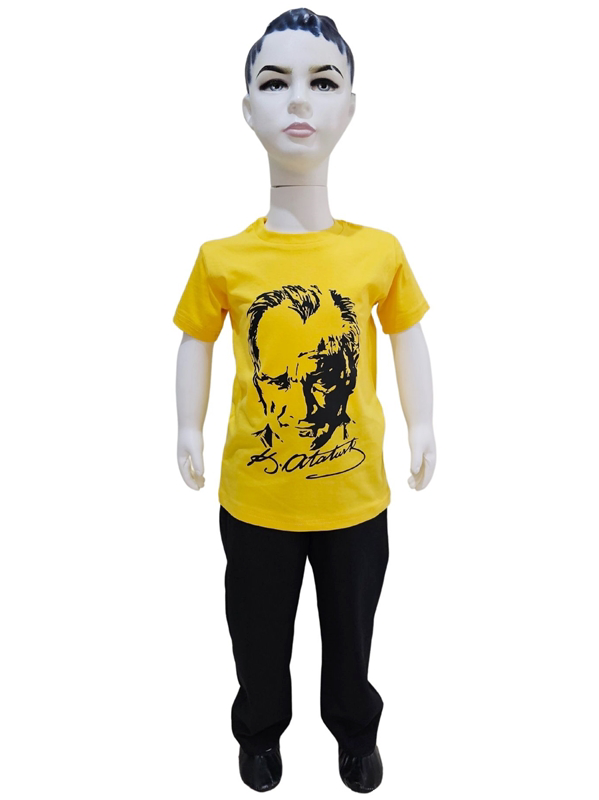 Atatürk Baskılı Sarı Tişört Siyah Pantolon Takım