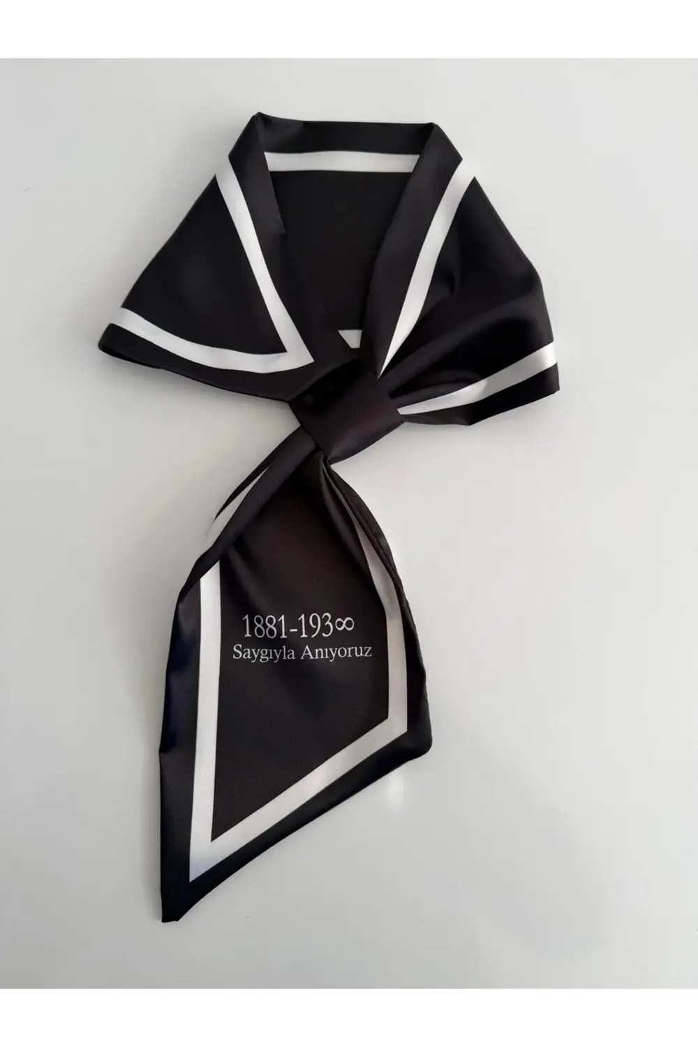 Atatürk Resimli & Çift Tasarımlı Kravat Eşarp