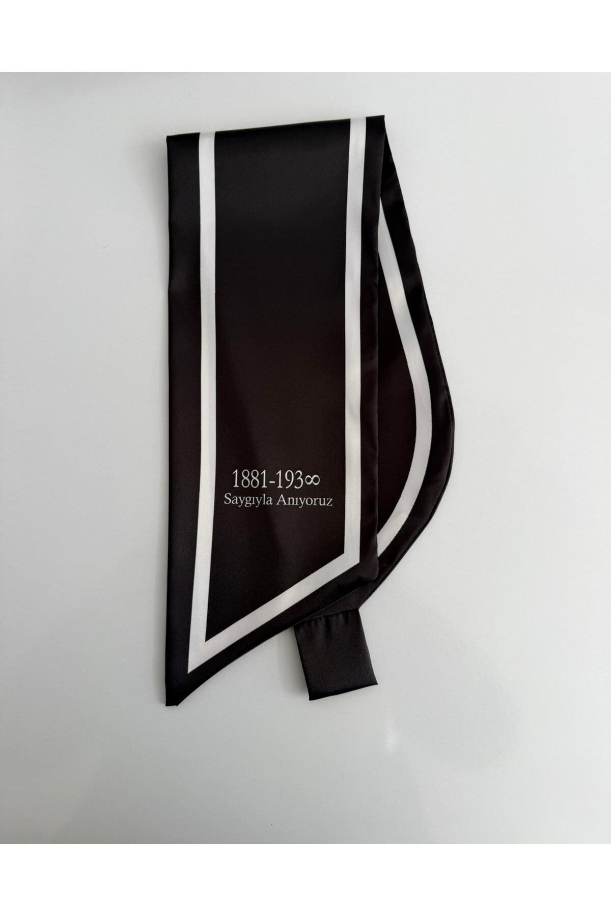 Atatürk Resimli & Çift Tasarımlı Kravat Eşarp