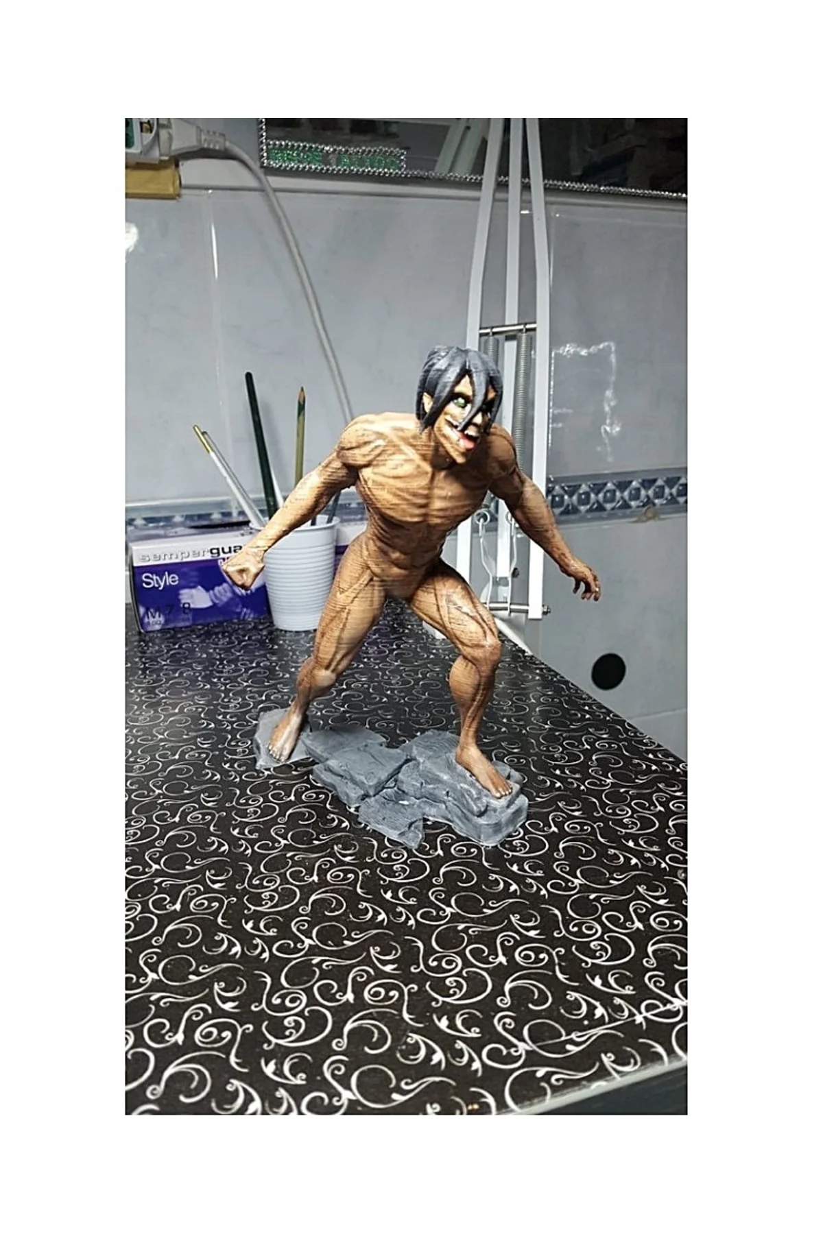 Attack On Titan Eren Boyalı Figür 15cm