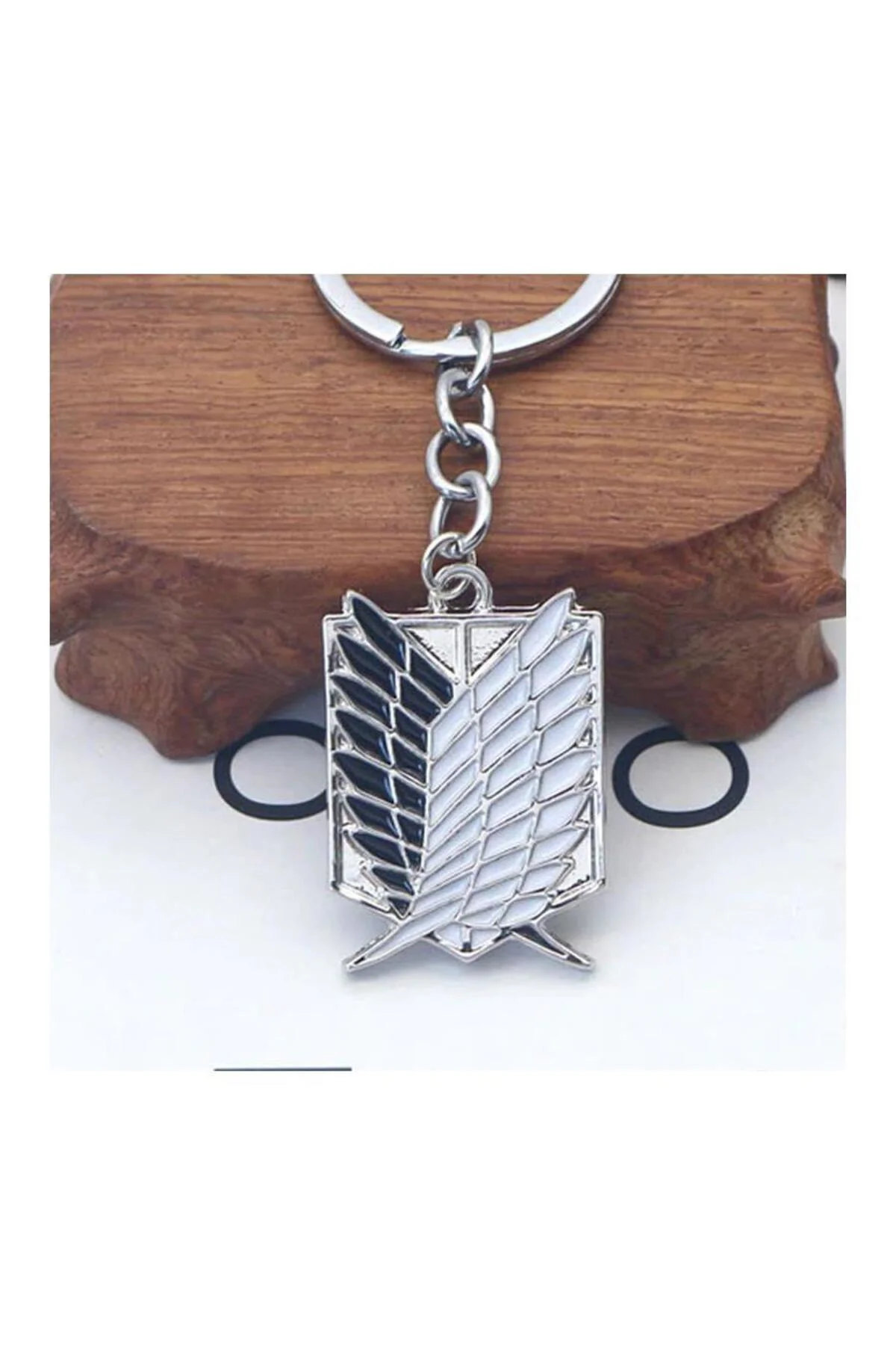Attack On Titan Logo Anahtarlık
