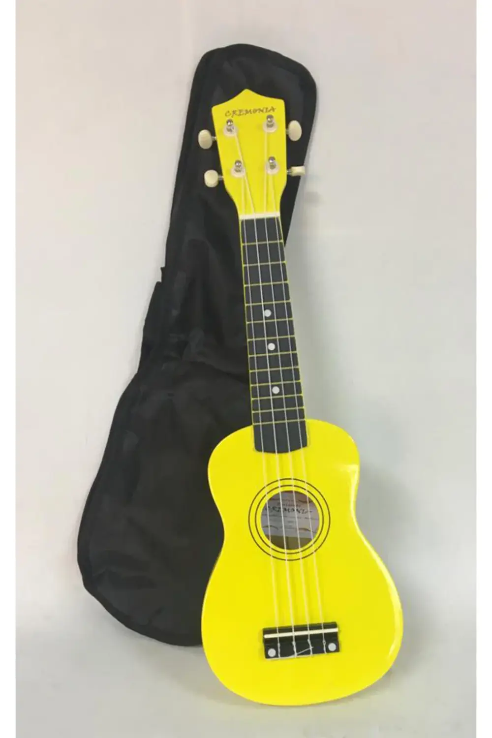 AU01L-21YW UKULELE SARI Soprano + Kılıf + Pena