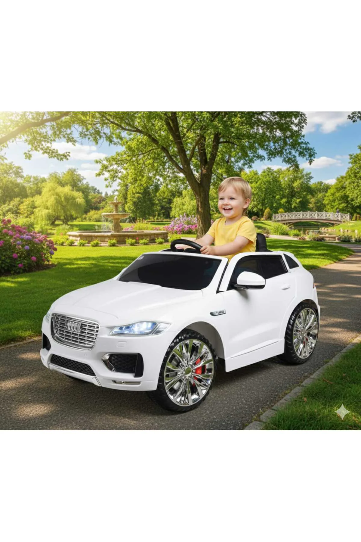 Audi 12 Volt Kumandalı Akülü Araba