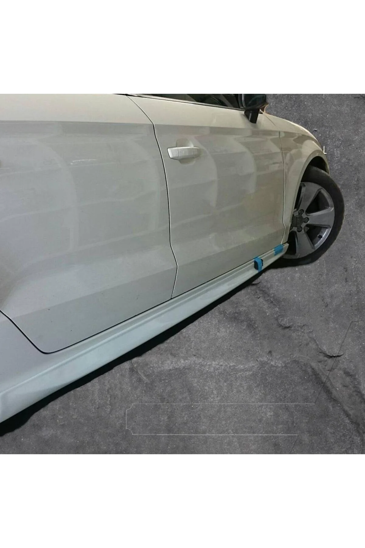 AUDİ A3 HB R 2013-2016 ASTARLI YAN MARŞPİYEL