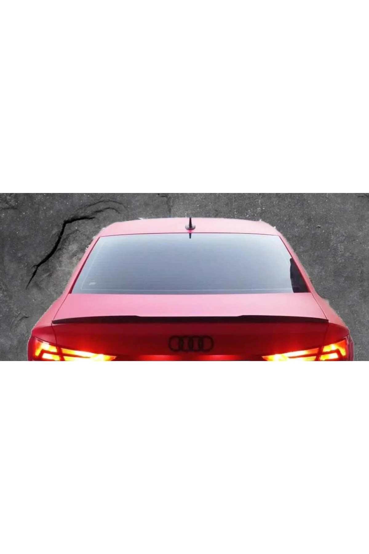 AUDİ A3 SEDAN ASTARLI YARASA ANATOMİK SPOİLER AUDİ A3 SEDAN ASTARLI YARASA ANATOMİK SPOİLER