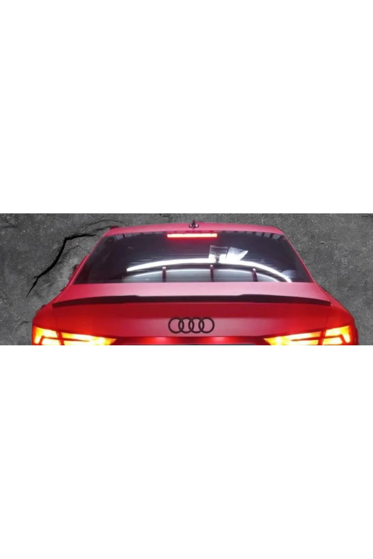AUDİ A3 SEDAN ASTARLI YARASA ANATOMİK SPOİLER AUDİ A3 SEDAN ASTARLI YARASA ANATOMİK SPOİLER