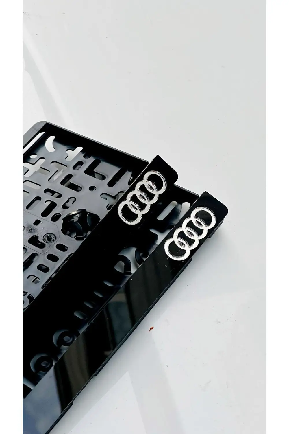 AUDİ S LİNE 3D LÜX Takmatik Pleksi PLAKALIK Uyumlu