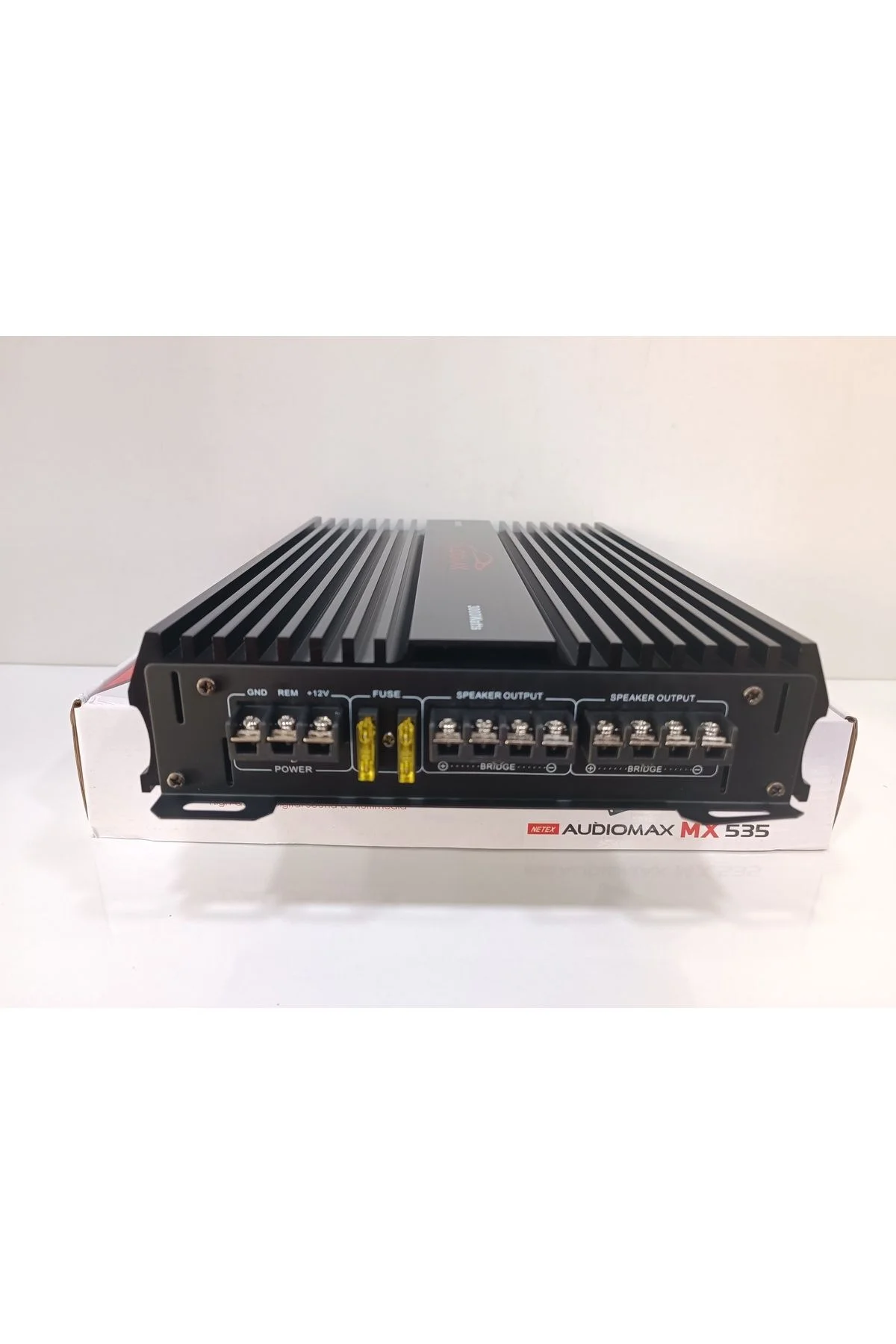 AUDIOMAX MX535 4 KANAL 3000 ARAÇ SES SİSTEM AMFİSİ