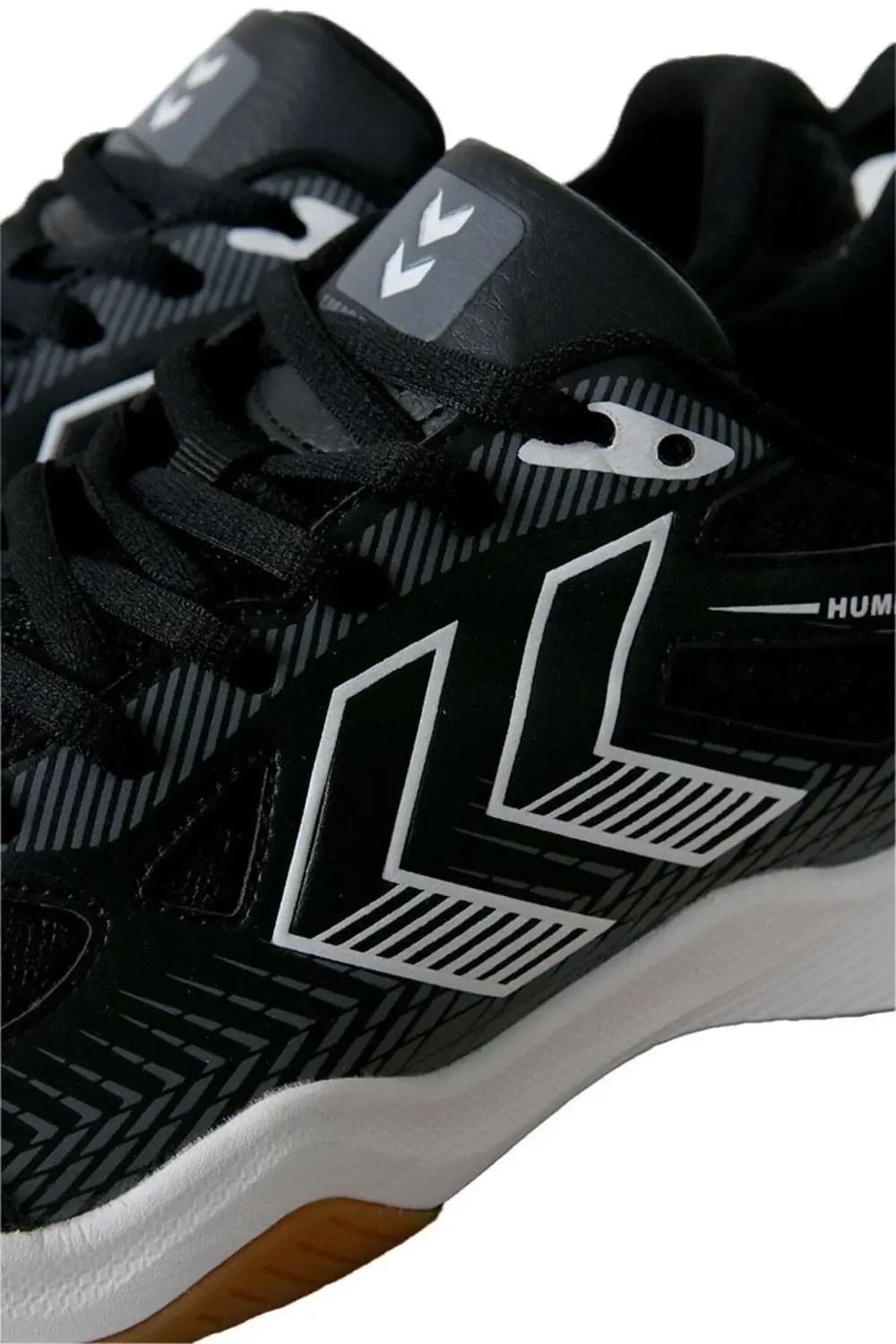 Aura Salon Ayakkabısı Siyah Beyaz