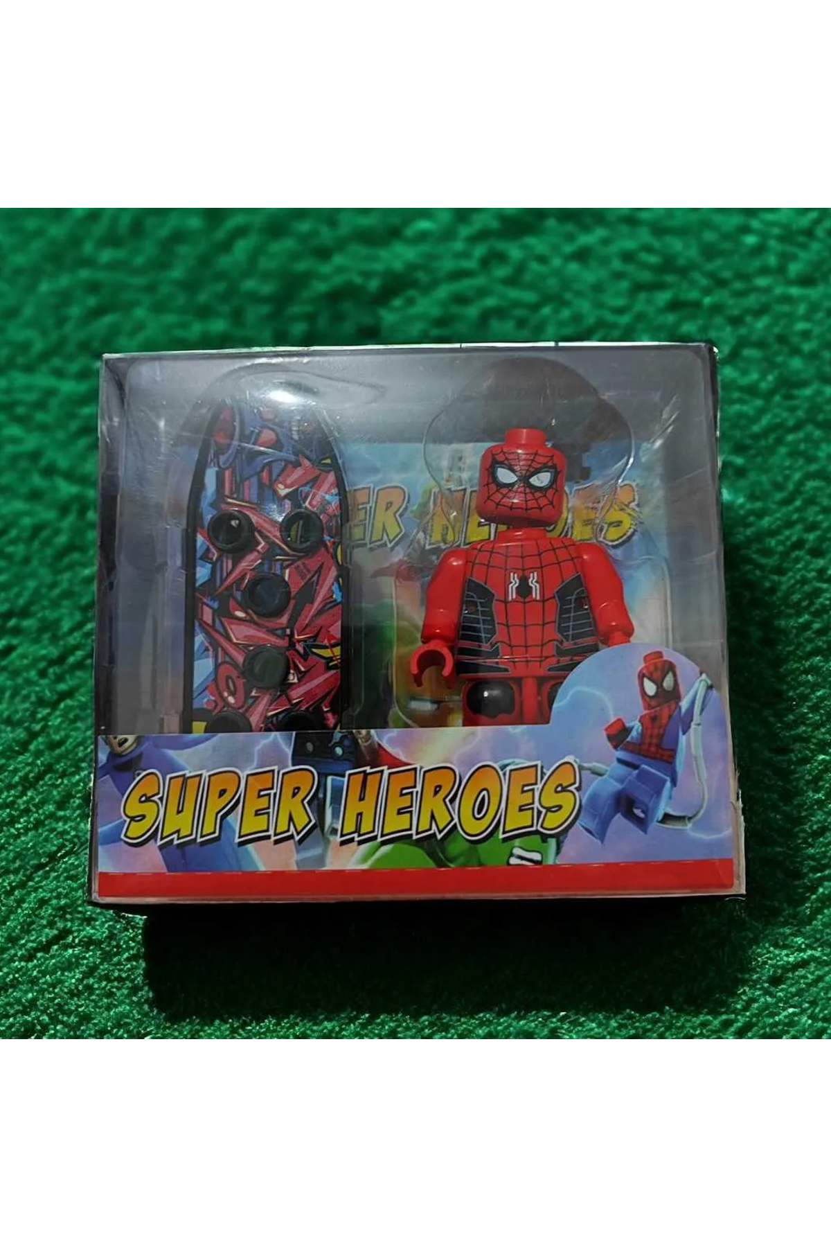 Oyuncak Store Avengers Yenilmezler Kaykaylı Spider-Man Lego Figür Seti - Super