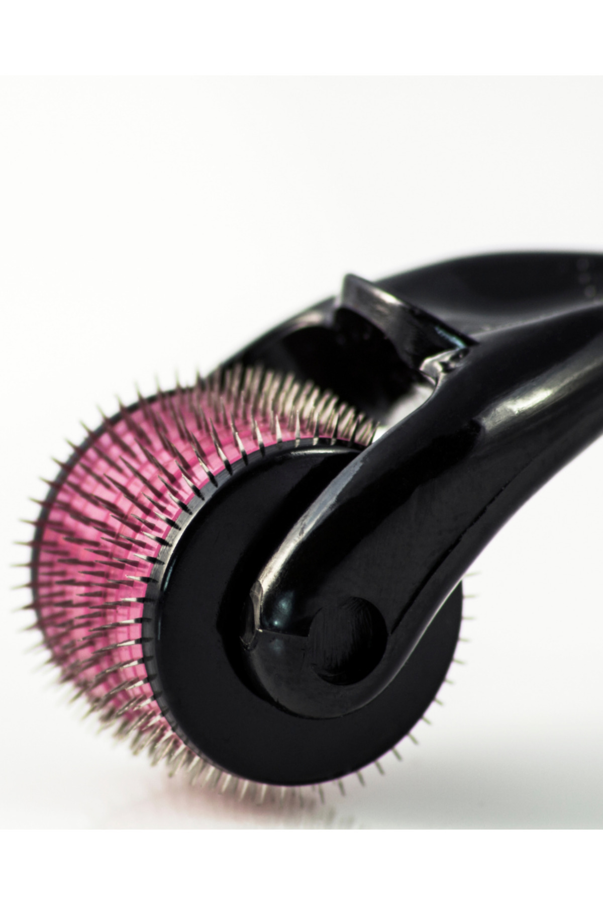 Aveo 1 Adet Titanyum Uçlu 540 Iğneli Derma Roller 1.0 Mm Iğne