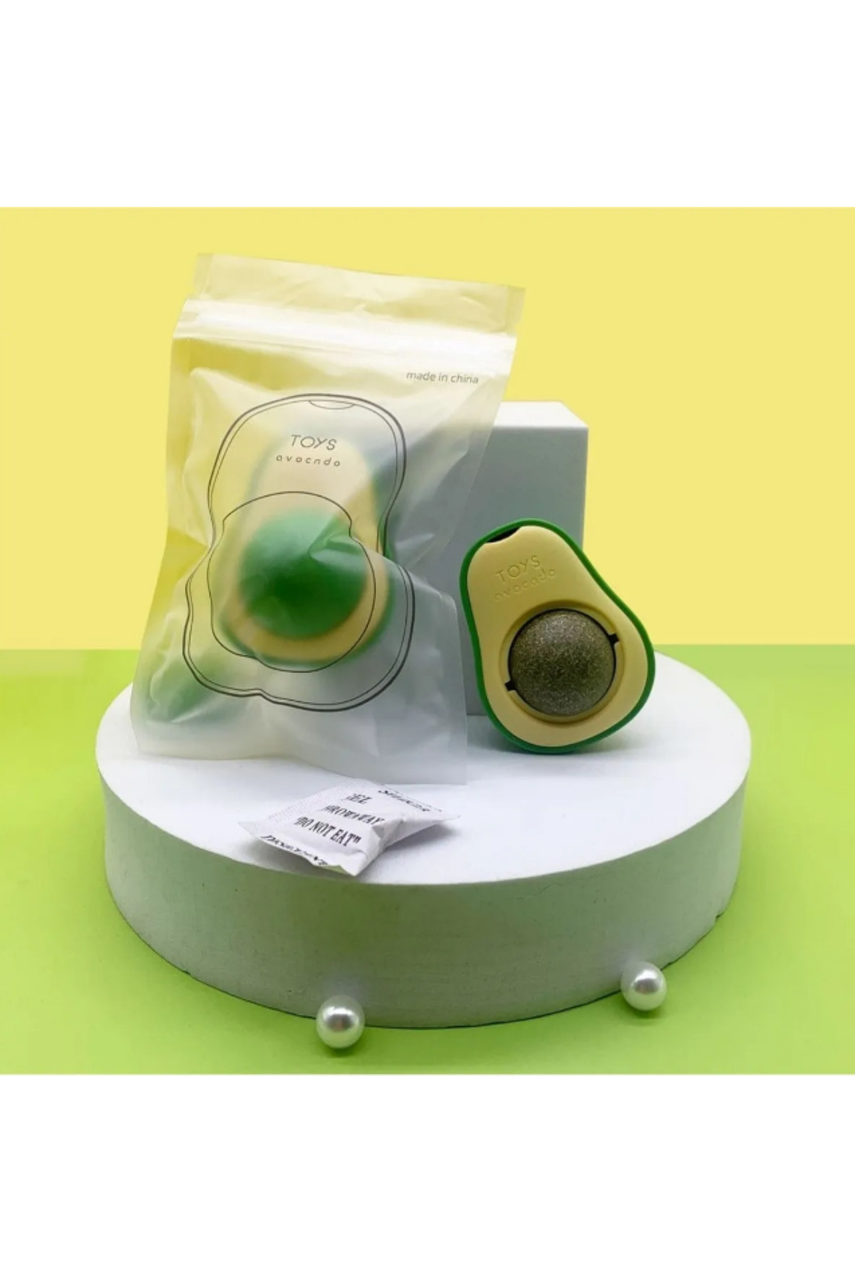 Toptan Bulurum Avokado Şeklinde Catnipli Doğal Kedi Yalama Topu 6 Cm