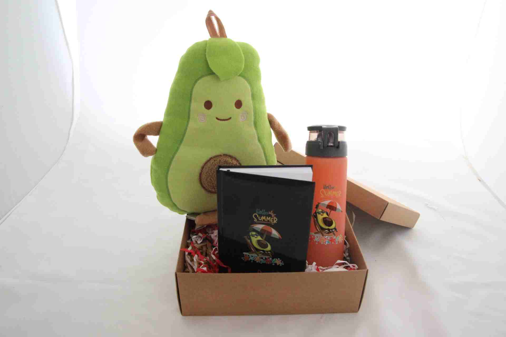 İhtiyaçavm Avokado Temalı Hediye Seti - Avokado Yastık, Termos Ve Defter Hediye Kutusu